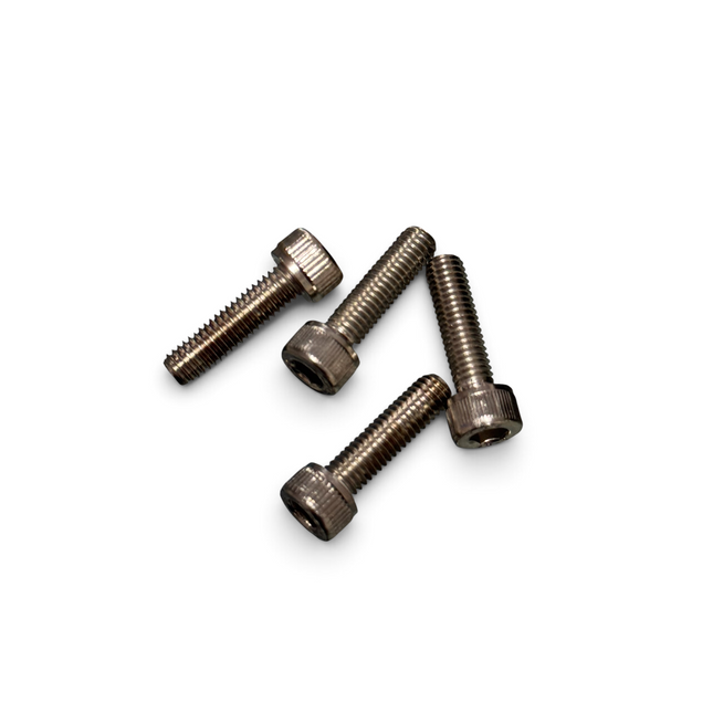 GP 38 crankcase bolts m5x18 (4pcs)