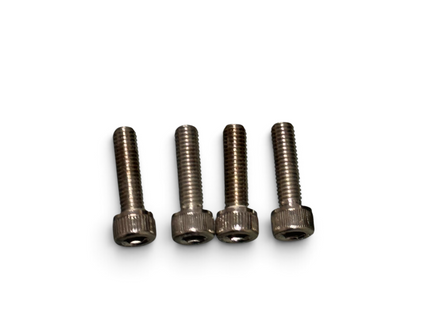 GP 38 crankcase bolts m5x18 (4pcs)