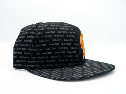Black cap with 'SAVOX' branding on a white background