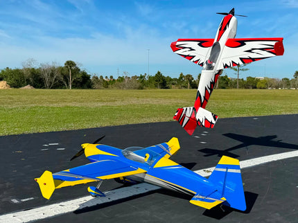 Extreme Flight 67" EDGE 540 - Blue