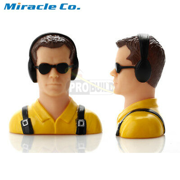Miracle Civilian 1/6th Pilot - Yellow Miracle Civilian 1/6th Pilot - Yellow