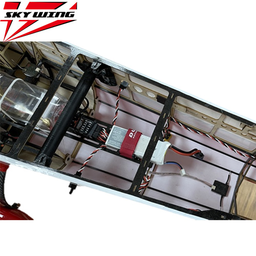 SKYWING 67" Edge 540 20cc/90E - Green SKYWING 67" Edge 540 20cc/90E - Green